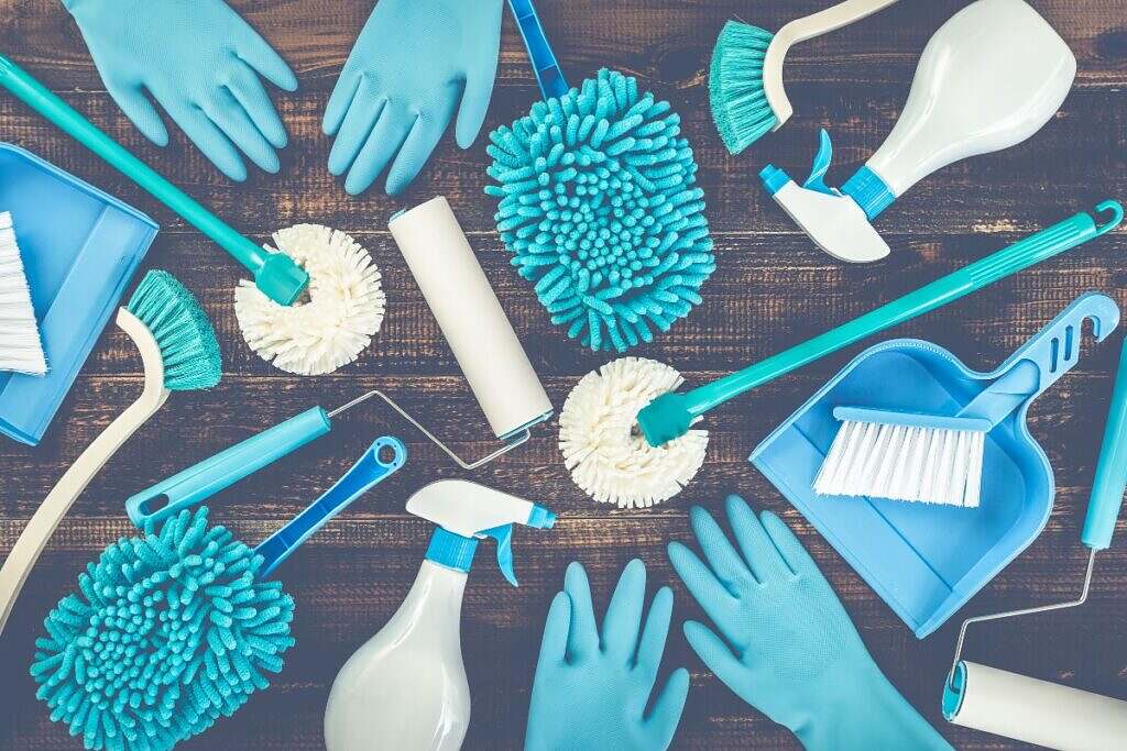 flyttstäd i Sollentuna